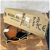 Image 11 : Rogue Mandolin F Model RM-100F