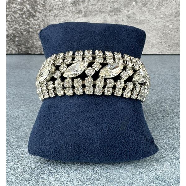 Weiss Rhinestone Costume Jewelry Bracelet