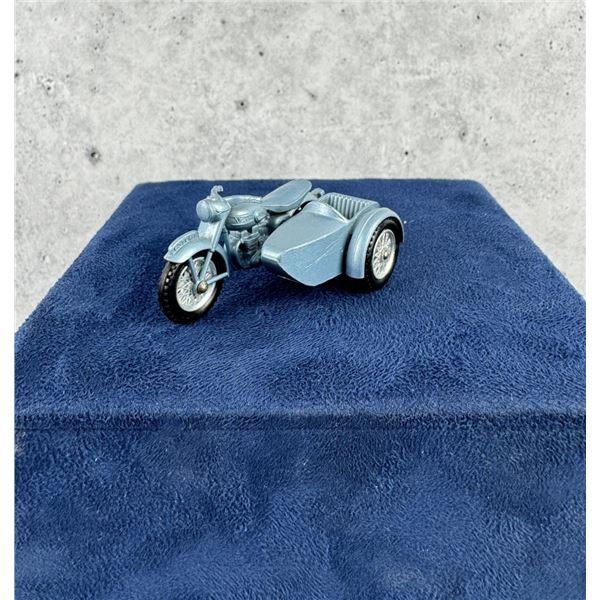 Matchbox Lesney No 4 Triumph T110 Motorcycle
