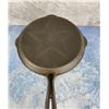 Image 2 : Lodge 4 in 1 Cast Iron Skillet Hinged & Hammered