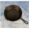 Image 5 : Favorite Piqua Ware 8 1/2 Cast Iron Skillet