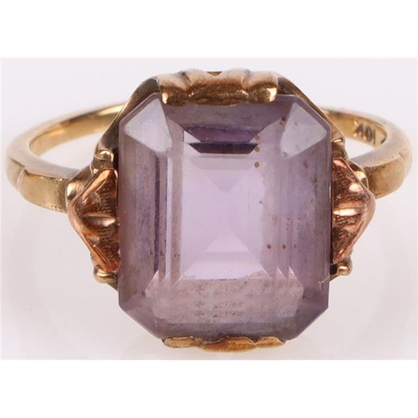10K YELLOW GOLD LADIES AMETHYST RING