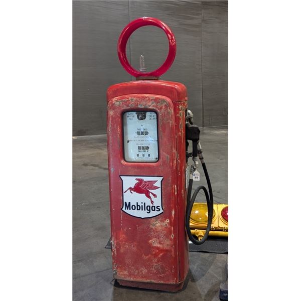 Mobil Gas Pump