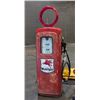 Image 1 : Mobil Gas Pump