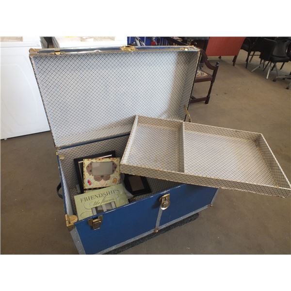 Blue Truck w/ Assorted Picture Frames