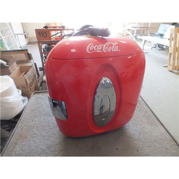 Mini 12 Volt Coca Cola Hot / Cold Travel cooler