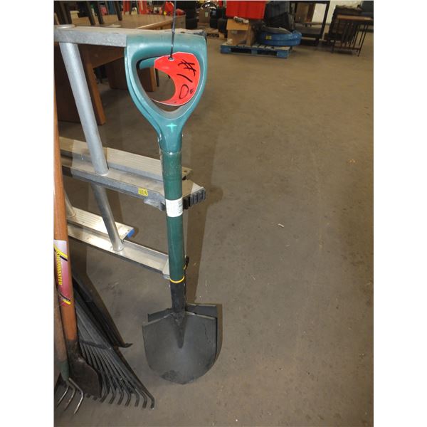 2 Small Spade Shovels