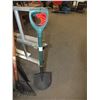 Image 1 : 2 Small Spade Shovels