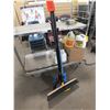 Image 1 : Shop Broom & 3 Snow brushes