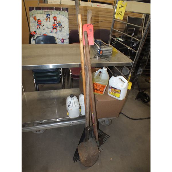 2 Leaf Rakes / Spade Shovel / Edger