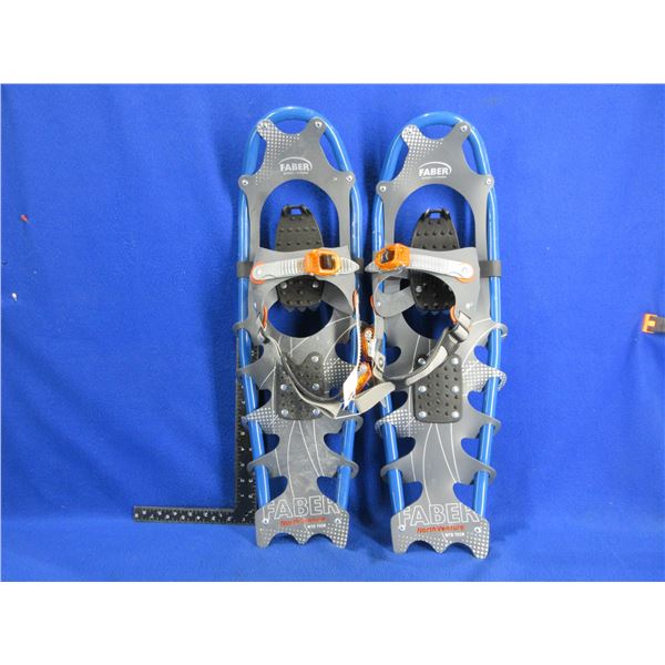 Faber North Venture Snow Shoes with Red Gaiters - 8" x 25"