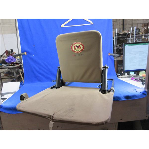 Final Approach Up-N-At-Em Hunting Blind Seat