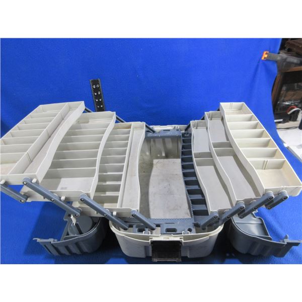 Flambeau Outdoors Large Hip Roof Tackle Box