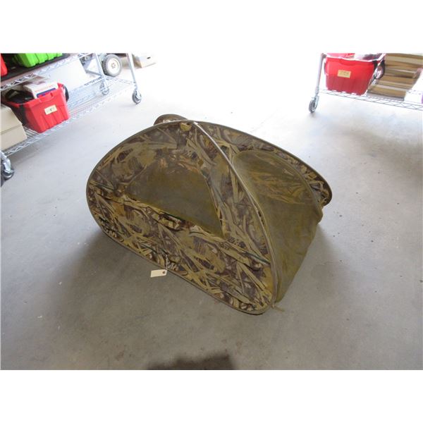 Sport Pet Field and Marsh Collapsible Camo Dog House