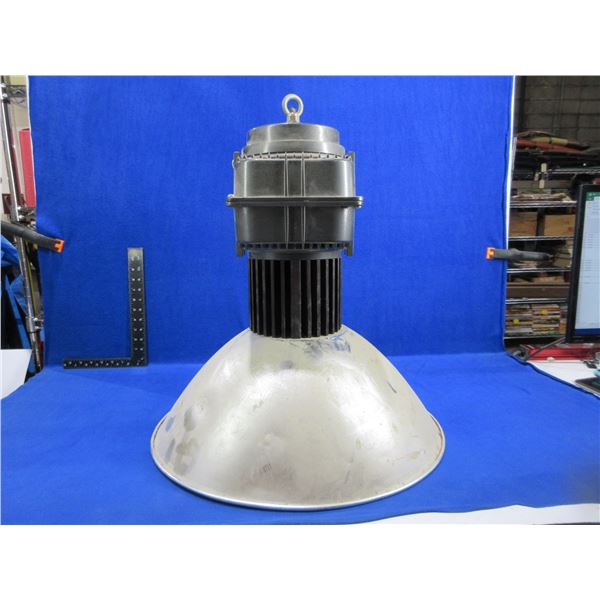Industrial LED High Bay Light- 240 Vac, 100 Watt, 50/60 Hz