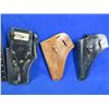 Image 2 : 3 Leather Holsters - Right Hand