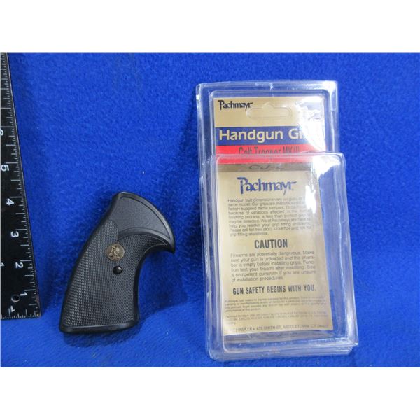 Pachmayr Handgun Grips with Screw - Colt Trooper MKIII