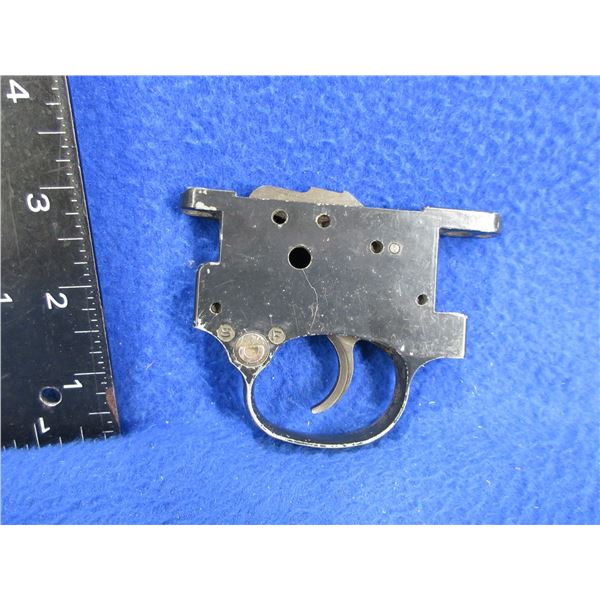 Crosman Model 140 Trigger Assembly