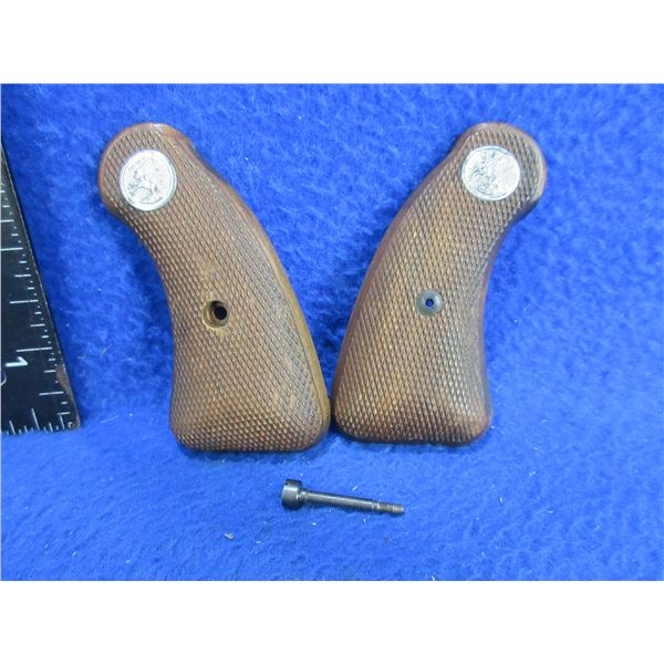 Colt Detective Special "D" Frame Wood Grips with Screw