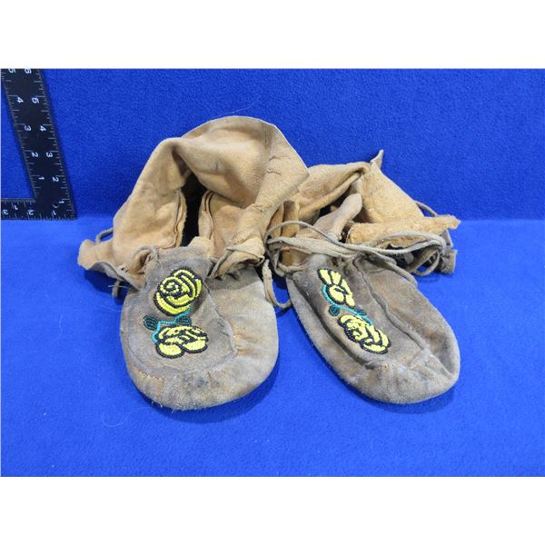 Native American Mukluks with Beadwork - 10" Sole