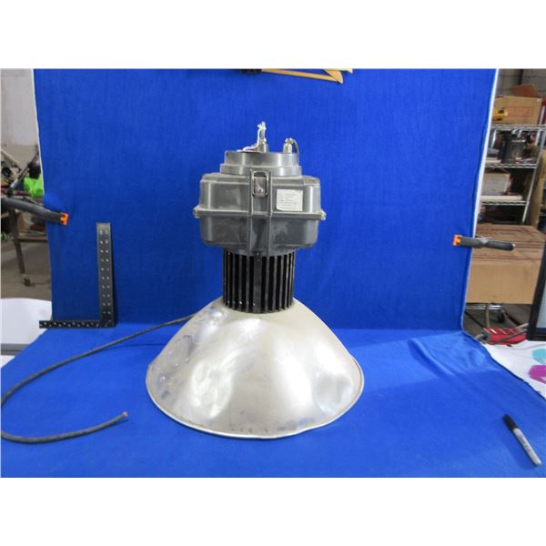 Industrial LED High Bay Light- 240 Vac, 100 Watt, 50/60 Hz