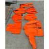 Image 2 : HUNTING ORANGE CLOTHING