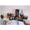 Image 2 : Tray lot of collectibles including hand painted, lidded Russian box, two Russian porcelain, lidded d
