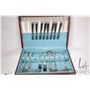 Image 2 : Flatware chest containing a selection of American made Estate "Whispering Hope" stainless steel flat