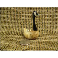 CHOICE on 4 whale bone and baleen Canadian Geese by Aningayou (2)