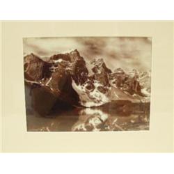 CHOICE on 8 black and white Alaska photos (3)