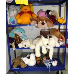 Lot of stuffed animals (2)