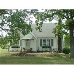 1026 E Hwy CC, Pleasant Hope, MO.