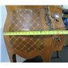 Image 18 : 2-Drawer Bombe Side Table (or Nightstand) w/ Natural Marble Top 29" x 15" x 30"H