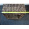 Image 8 : Woven Hollow Side Table 21" x 21" x 23"H