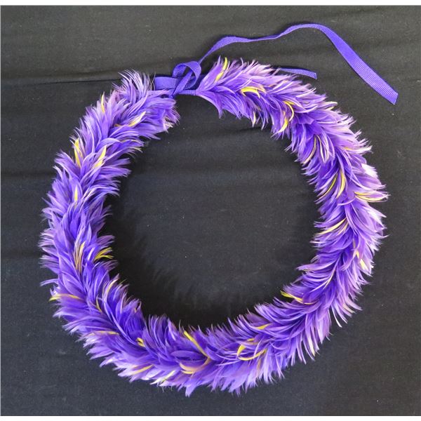 Purple w/ Yellow Feather Lei 9"dia