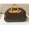 Image 8 : Large Louis Vuitton Weekender Rolling Carry-On Bag 20" x 12" x 10"H