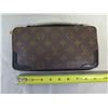 Image 10 : Louis Vuitton Logo Wallet w/ Leather Handle 9" x 5"