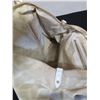 Image 9 : Louis Vuitton White Tote Bag w/ Leather Strap 20" x 15"