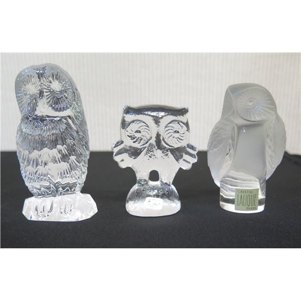 Qty 3 Lalique, Waterford & Boda Glass Owl Figurines, Misc Sizes