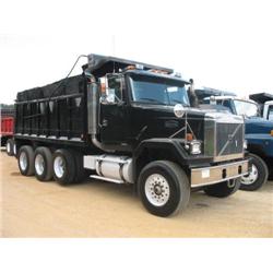1998 VOLVO ACL64F TRI-AXLE DUMP