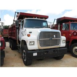 1990 FORD L8000 T/A DUMP