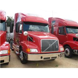 2001 VOLVO VN660 T/A Truck Tractor