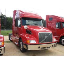 2001 VOLVO VN660 T/A TRUCK TRACTOR
