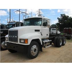 2001 MACK CH613 T/A TRUCK TRACTOR