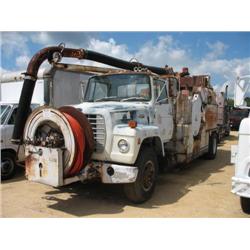 1985 FORD 9000 S/A VACUUM TRUCK