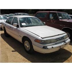 1995 FORD CROWN VICTORIA