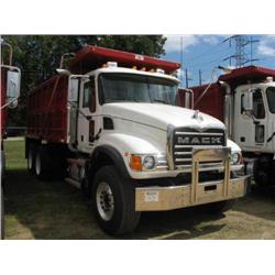 2007 MACK GRANITE CV713 T/A DUMP