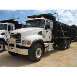 2006 MACK GRANITE CV713 T/A DUMP
