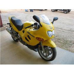 SUZUKI 600 MOTORCYCLE