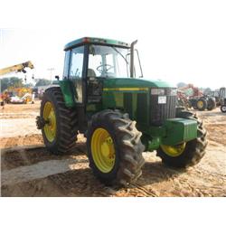 JOHN DEERE 7810 4X4 FARM TRACTOR